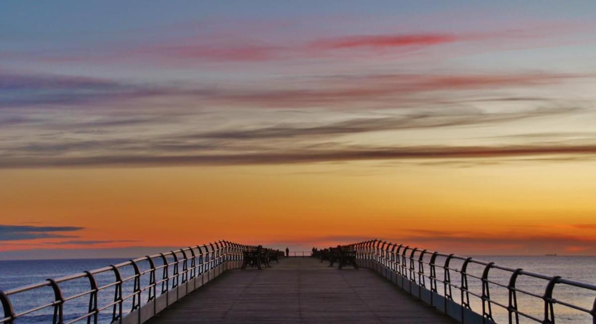 Sea Forever Oceanfront Home Perfectly Saltburn 外观 照片
