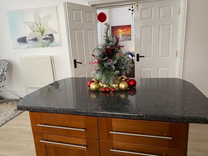 Sea Forever Oceanfront Home Perfectly Saltburn 外观 照片